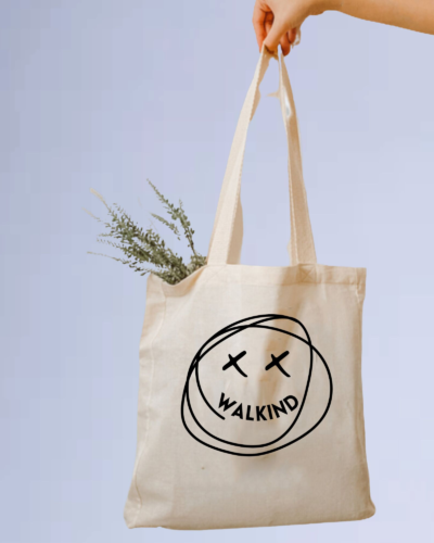 Ecobar walkind smile