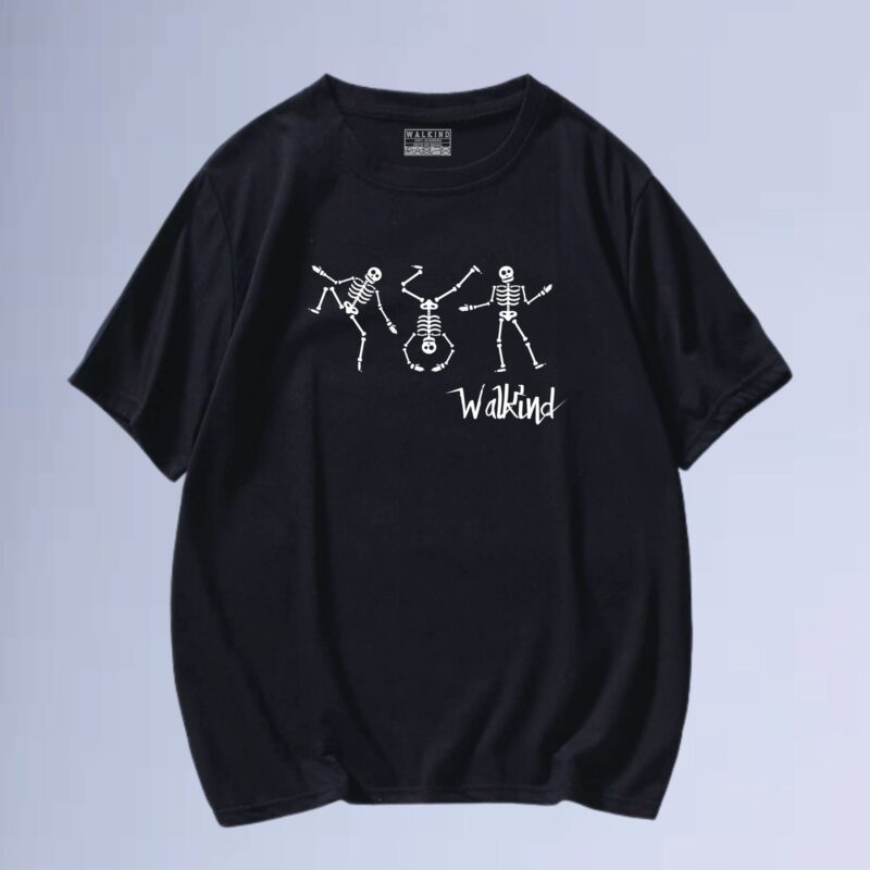 Preto — Camiseta dancing skull