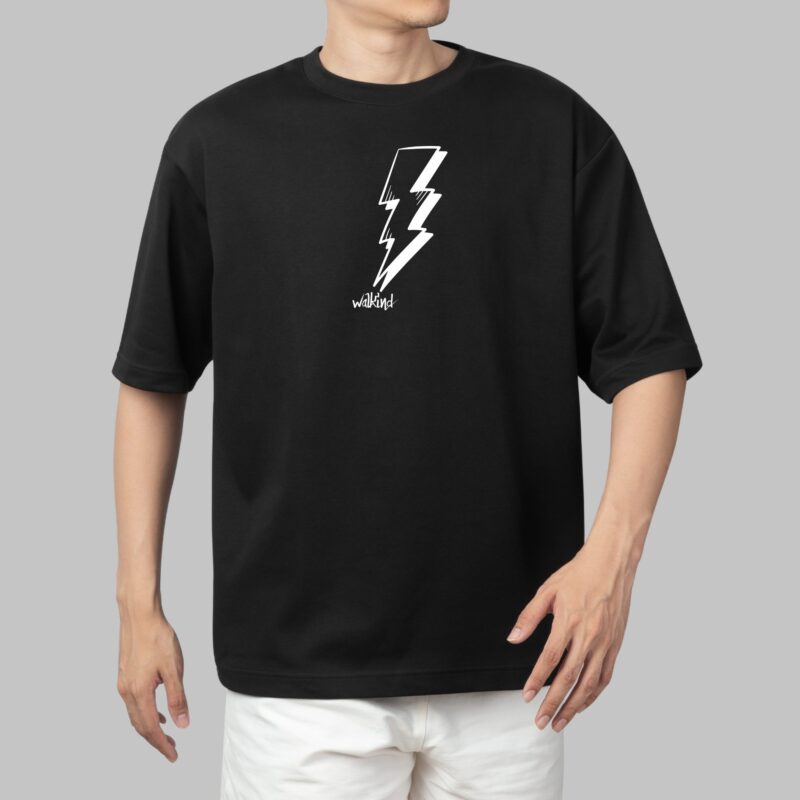Camiseta oversized walkind lightning