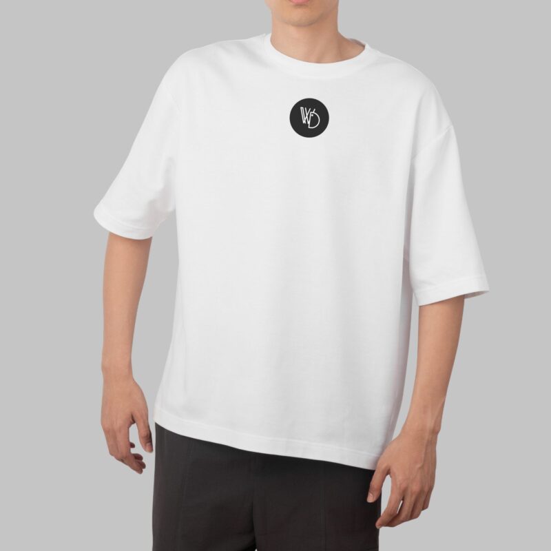 Branco — Camiseta oversized walkind wdcircle