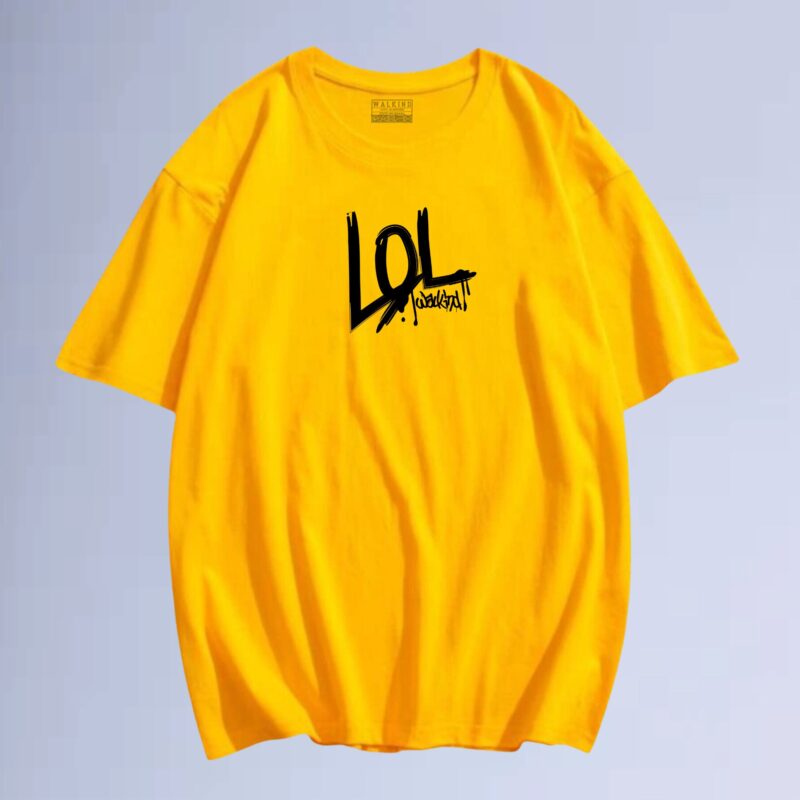 Amarelo — Camiseta walkind  rindo alto