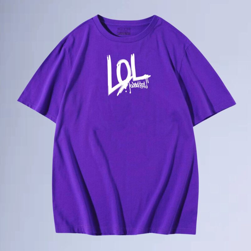 Roxo — Camiseta walkind  rindo alto