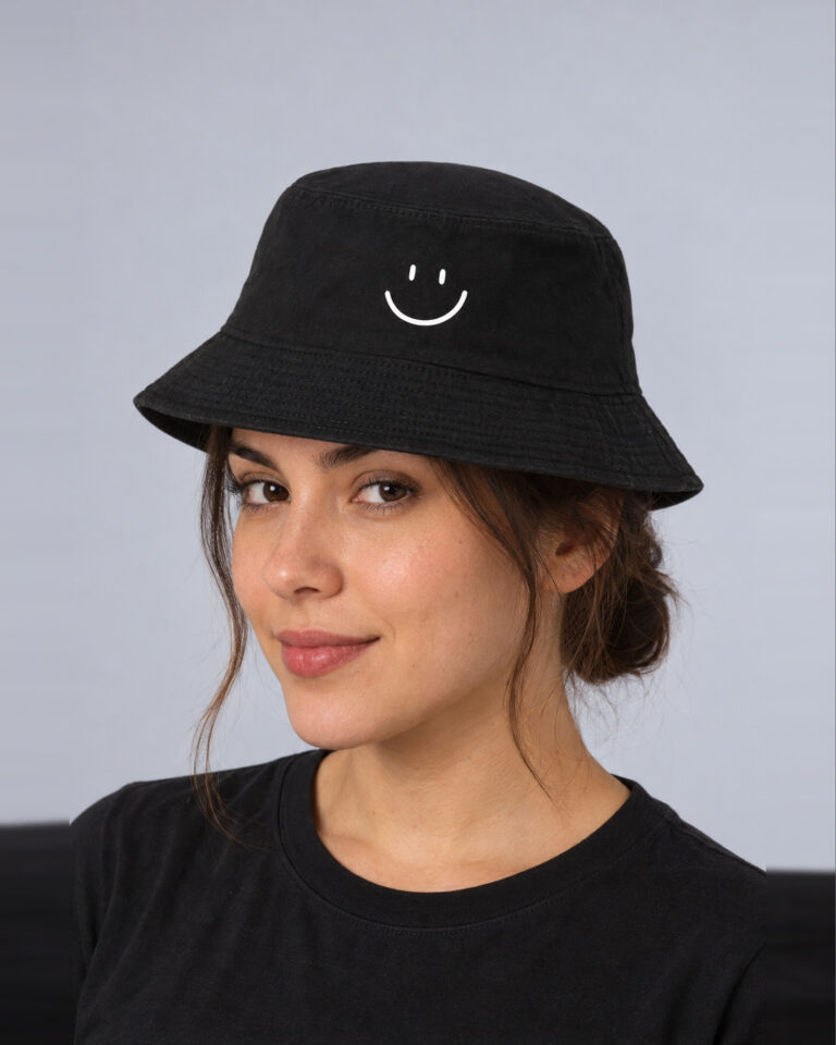Bucket walkind left smilie