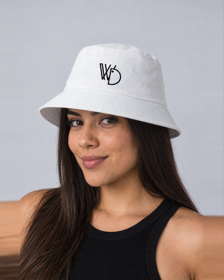 Bucket walkind logobox