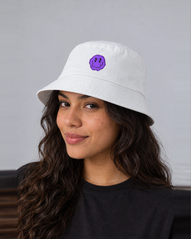 Bucket walkind smile purple