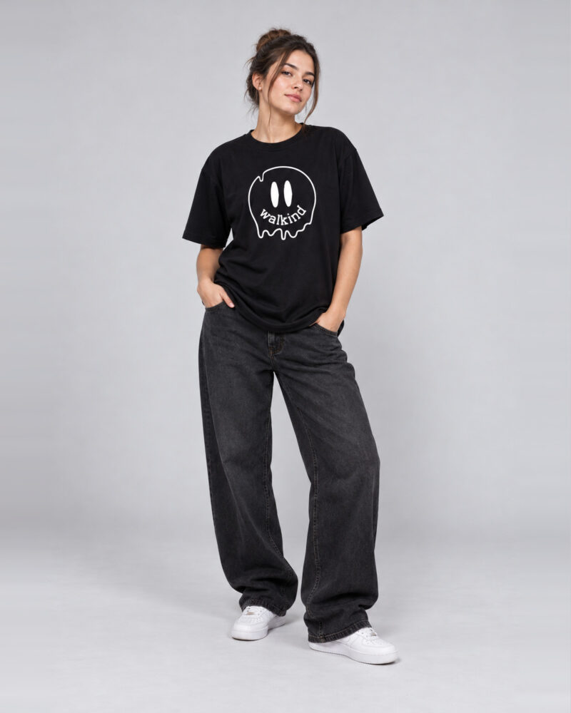 Preto — camiseta smilie melt