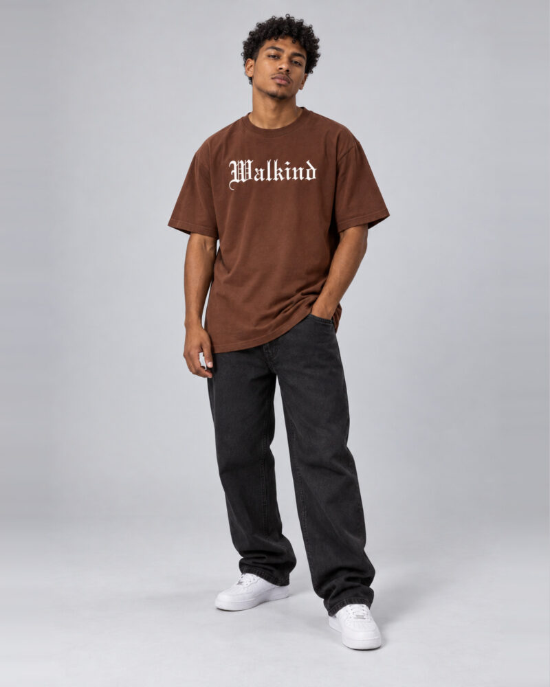 Marrom — camiseta walkind inglês antigo