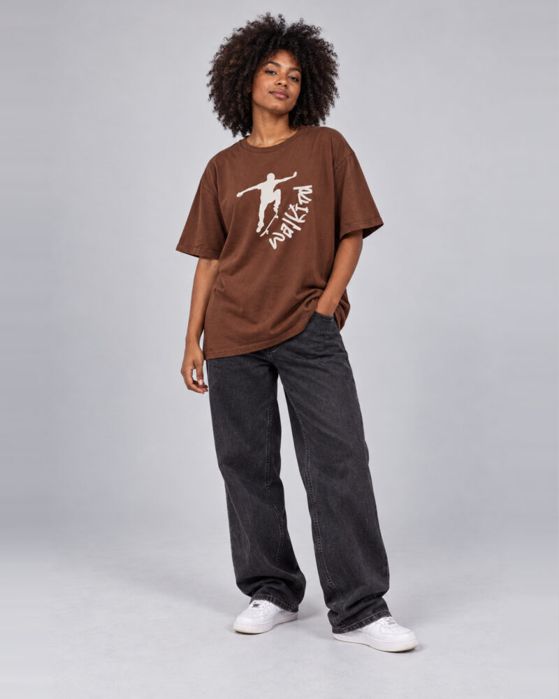 Marrom — camiseta walkind skateboard