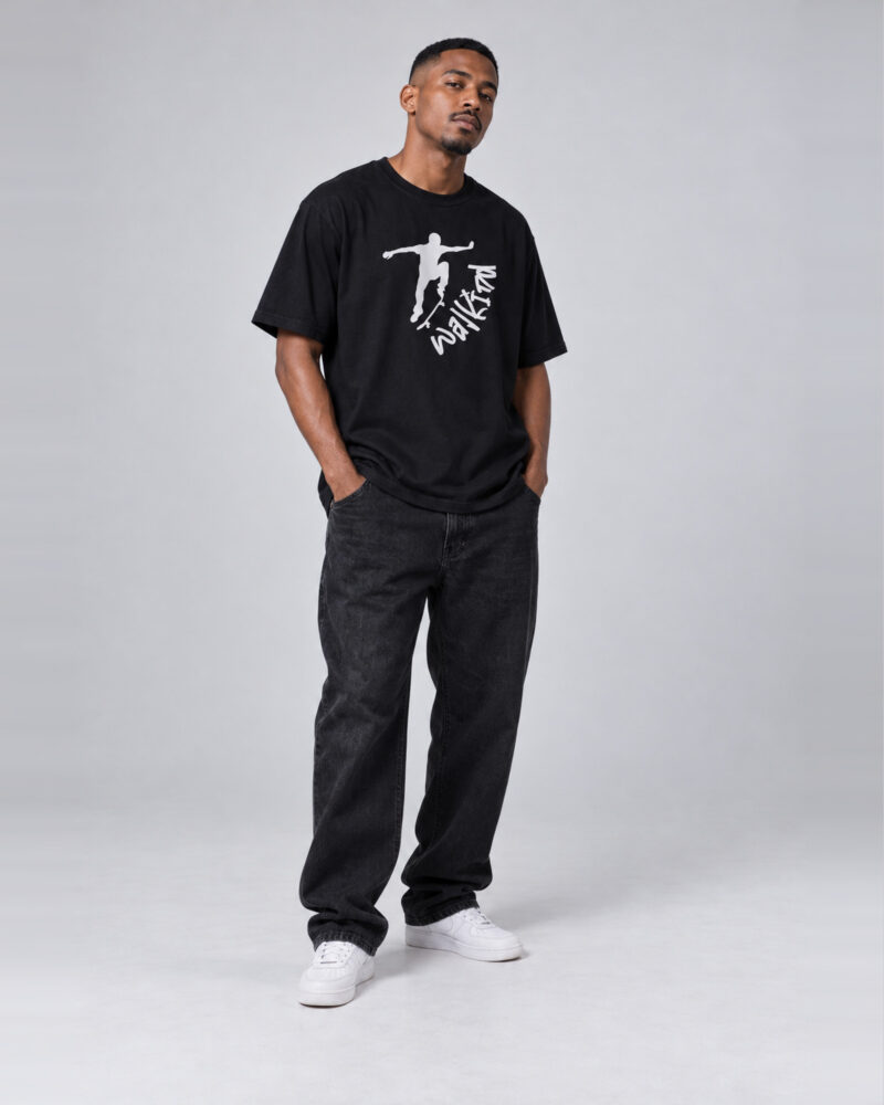 Preto — camiseta walkind skateboard